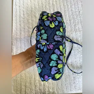 Vera Bradley crossbody 💛💙💜 thumbnail 4