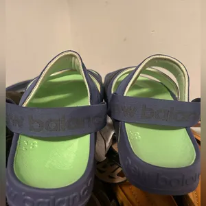 New Balance Anthropologie Navy Slide Sandals size 8 thumbnail 9