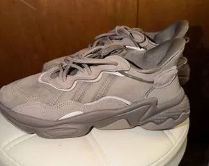 Adidas Shoes thumbnail 1