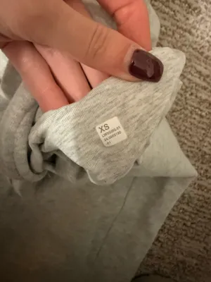 Lululemon Oversized Scuba Joggers thumbnail 5