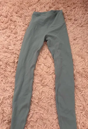 Lululemon Wunder Under Leggings thumbnail 1