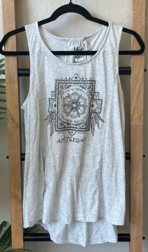 Hard Rock Couture Women's Amsterdam Light Gray Graphic Tank Top thumbnail 1