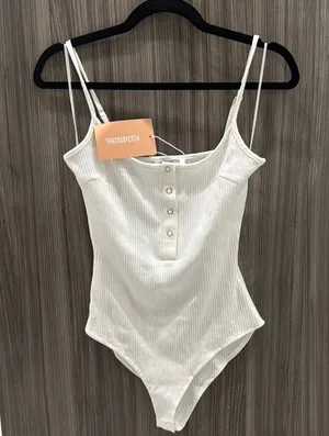 White Fitted Buttoned Bodysuit Size 6 thumbnail 1