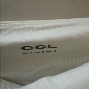 OGL White Off Shoulder Top Size S New Seamless Bra Top Ribbed Activewear Shirt thumbnail 3