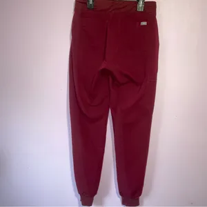 Figs Zamora Jogger Scrub Pants Women XS Burgundy Nurse Active Workwear Lounge thumbnail 5