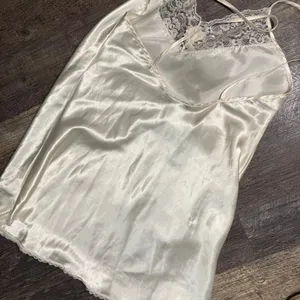 Vintage Soft moments new‎ york Cream lace slip dress with adjustable straps thumbnail 3