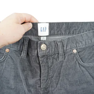 GAP‎ Women's Size 12 Gray Corduroy Raw Hem Shorts Charcoal Grey Summer Casual thumbnail 2