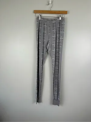 Hanna Andersson Star Wars The Mandalorian Adult Pajama Set Size Small Gray thumbnail 6