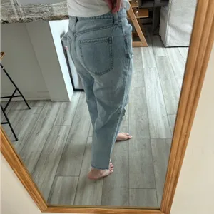 PacSun 90s Straight Leg Distressed Jeans Light Wash Size 28 thumbnail 5