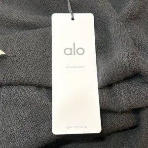 NWT Alo Yoga Cashmere Reform Long Sleeve Top Black Sweater L 100% Pure Luxury thumbnail 7
