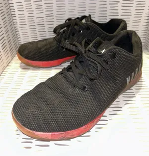 NOBULL Outwork Trainer Black Red Gum SuperFabric Women's‎ Cross Fit Shoes 10.5 thumbnail 1