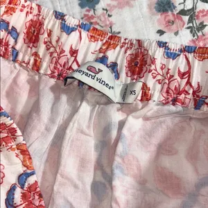 Vineyard Vines Size XS Floral Print Shorts thumbnail 4