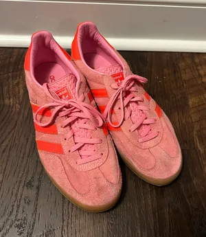 Adidas Hot Pink and Red Gazelles thumbnail 1