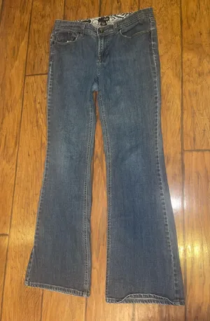 A.n.a bootcut denim jeans pants woman’s size 8 EUC thumbnail 1