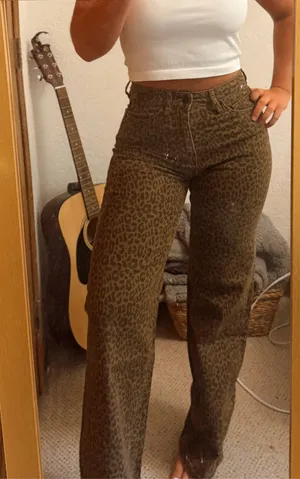 Cheetah print jeans Brown Size 25 thumbnail 2
