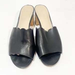 Kate Spade‎ Size 8 Warren Black Scalloped Open Toed Block Heel Slip On Mules thumbnail 2