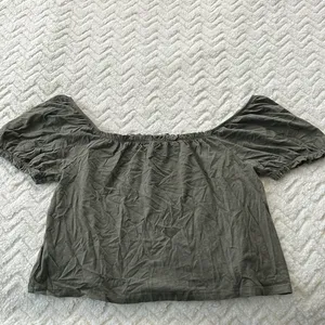 NWT American Eagle Crop Top Size L thumbnail 8