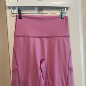 Offline by Aerie Pink High Waisted Full Length Activewear Leggings Size Medium thumbnail 4