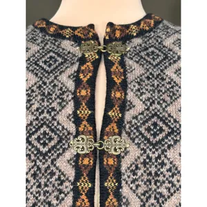 Susan Bristol Wool Fair Isle Nordic Cardigan Sweater Metal Clasp Grey Vintage thumbnail 5