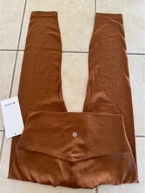 Lululemon Align High Rise 25” Cooper Brown Size 8 NWT thumbnail 1
