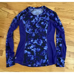Athleta Runway long sleeve top‎ S running jogging thumb holes Style 964270 thumbnail 1
