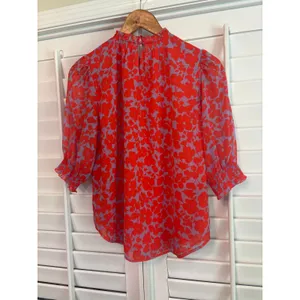 Ann‎ Taylor Lilac Floral Blouse Size XS thumbnail 2