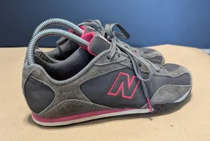 New Balance 442 Suede Sneakers Running Shoes Gray Pink Womens 7.5 Activewear thumbnail 2