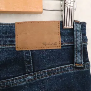 Madewell The Perfect Vintage Jean Womens Size 26 Dark Wash High Rise Denim Mom thumbnail 6