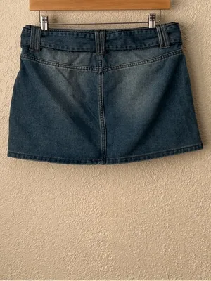 Sincerely Jules Size 11/30 blue denim belted micro skirt in a medium Wash thumbnail 2
