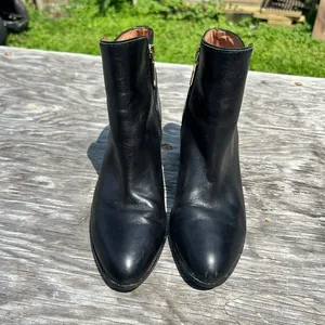 Louise Et Cie Zalia Ankle Boot Heel Zip Women's Black Boot 9 Leather Short‎ thumbnail 5