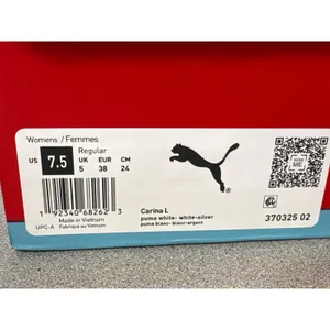 Puma Size 7.5 Carina White Silver Low Top Lace Up Tennis Shoe Athletic Sneakers thumbnail 5