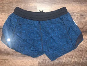 Lululemon Hotty Hot Short Mini Park Lace Multi Black and Blue Size 8 thumbnail 4