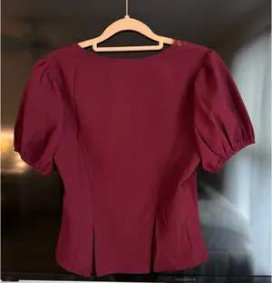 Vestique Button-Up Top thumbnail 2