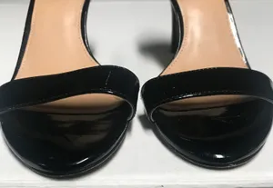 Michael Kors Sandals Heel Black size 6 thumbnail 9