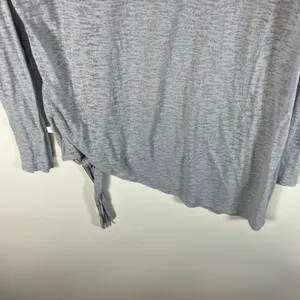 Lululemon Tie Your Practice‎ Long sleeve Gray Women's crew neck Sz 10 Athletic thumbnail 7