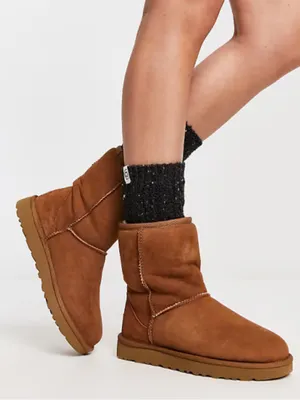 UGG Classic Short II Boots Chestnut Suede Outdoors Fall Winter Casual Size 6 thumbnail 1