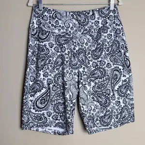 G GRADUAL Biker Shorts Women Large Black Paisley Pockets Yoga Activewear Workout thumbnail 2