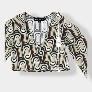 MOTEL Rocks Portia Crop Top in Retro Spot Brown‎ Size XS thumbnail 3