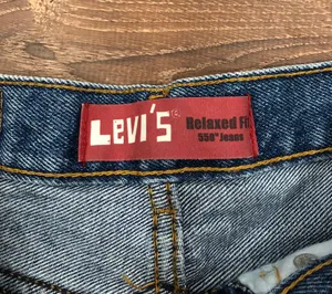 Levi's Vintage Floral Shorts thumbnail 4