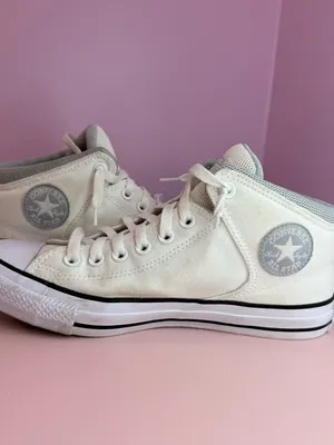 Converse Chuck Taylor All Star Malden Street Lace-Up Women's 9 thumbnail 5