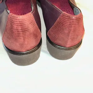 Munro Geana Wine Color Leather Loafers Shoes(Size 8M) thumbnail 5