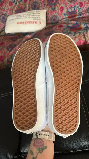 BRAND NEW all white slip on vans thumbnail 3