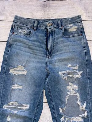 American Eagle Curvy Mom Jeans thumbnail 3