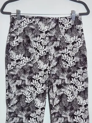 LOFT Brown and White Coral Print Cropped Bootcut Pants Size 2 thumbnail 3