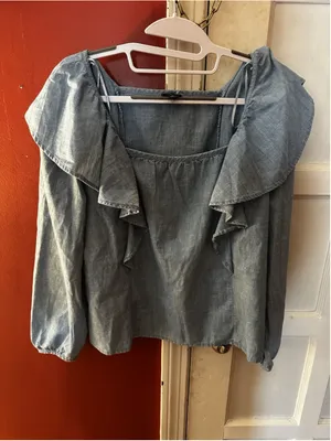 J. Crew Chambray Ruffle Square Neck Long Sleeve Top Blouse Blue Size Med BK626 thumbnail 4