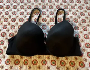 Victoria’s Secret Black Perfect Shape Bra size 36D thumbnail 1
