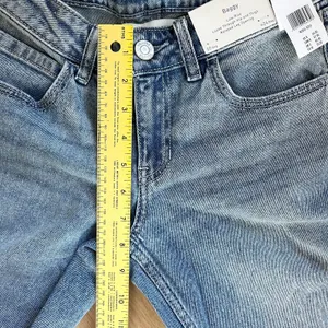 NWT Hollister Andi Adjustable Waist Low-Rise Light Wash Back Buckle Baggy Jeans thumbnail 6
