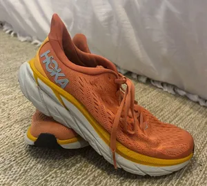 Hoka Clifton 8 thumbnail 1