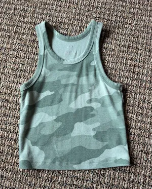 Green camo aerie tank top thumbnail 1