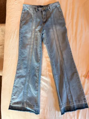 FDJ French Dressing Suzanne Pintuck Wide Leg Jeans Light Wash Size 8 thumbnail 1
